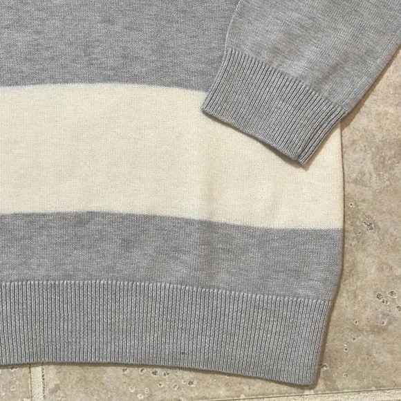 Chaps Classics V-Neck Women's Sweater Size Medium - Picture 4 of 6